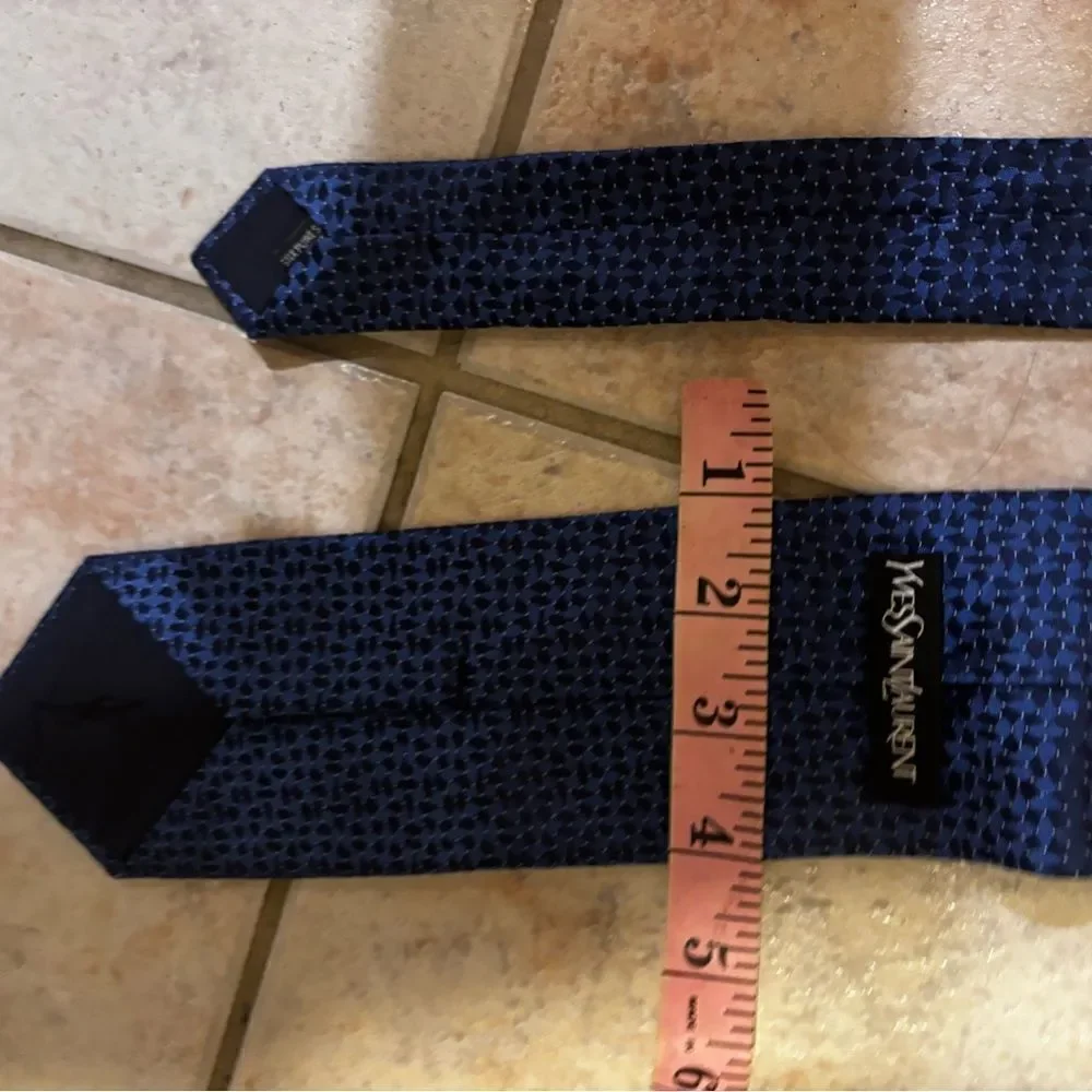 Yves saint Laurent Tie classic dress suit neck wear logo accessories necktie ysl